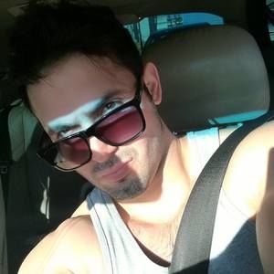 Meet your Posher, Manuel alejandro